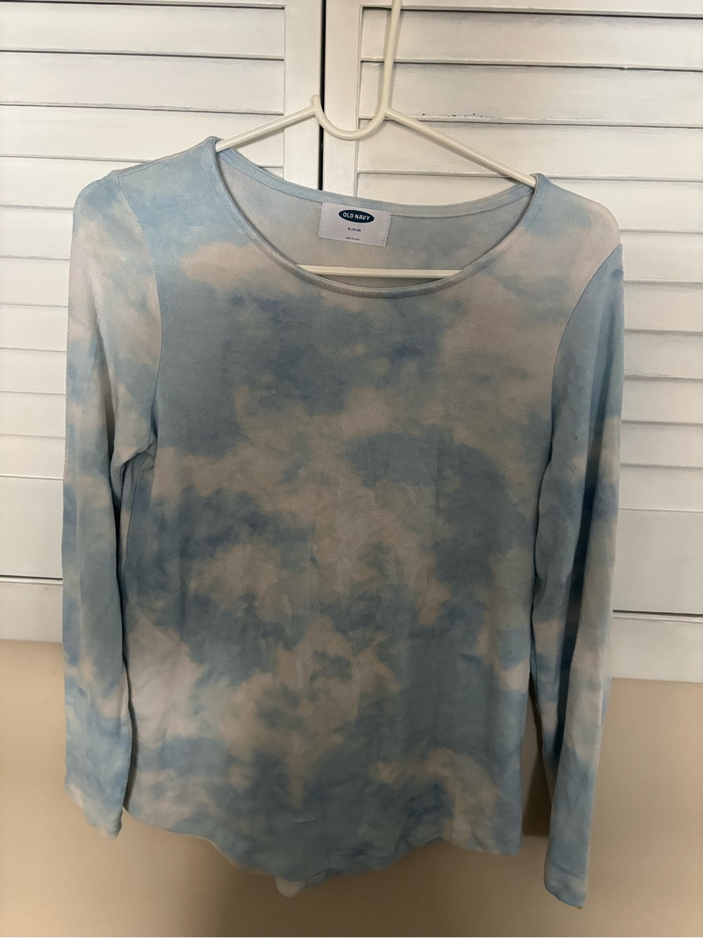 Youth Girls Old Navy sweater 14/16